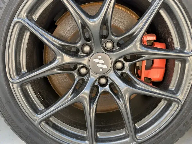 IM Motors L6 — Фото автомобиля 12