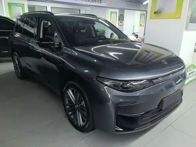 Leapmotor Leapmotor C16 2024 Extended Range 200 Premium Edition — Фото автомобиля 3