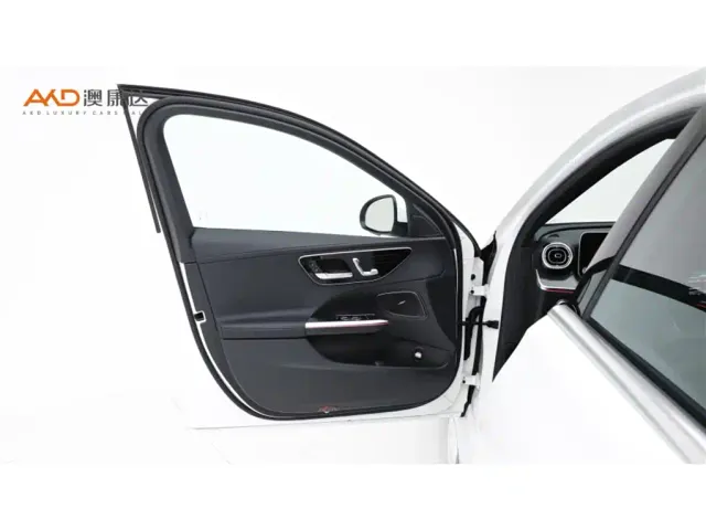 Mercedes-Benz C-Class — Фото автомобиля 10