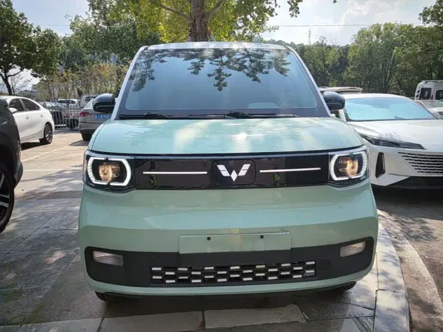 Wuling Hongguang Mini EV — Фото автомобиля 2