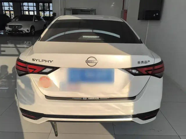 Nissan Sylphy — Фото автомобиля 5