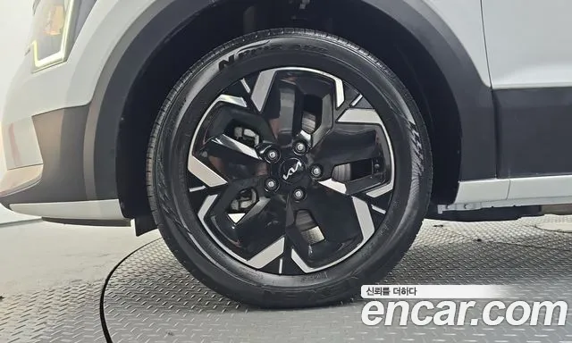 Kia Niro New — Фото автомобиля 5