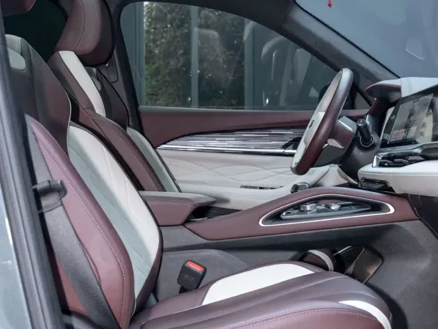 Geely Xingyue L — Фото автомобиля 15