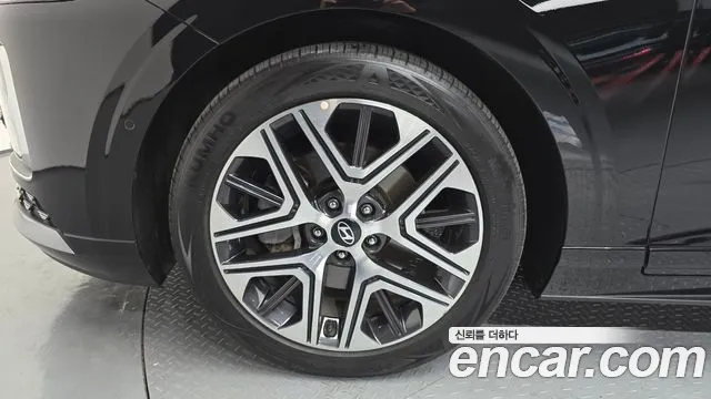 Hyundai Grandeur GN7 — Фото автомобиля 5