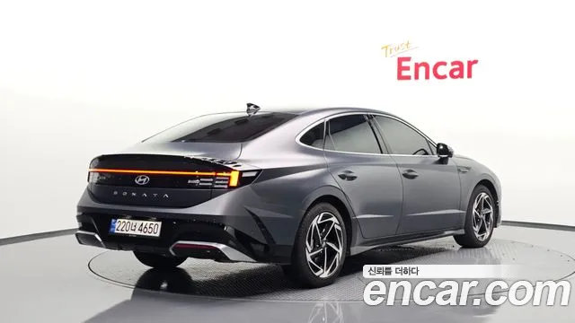 Фотография автомобиля — Hyundai Sonata