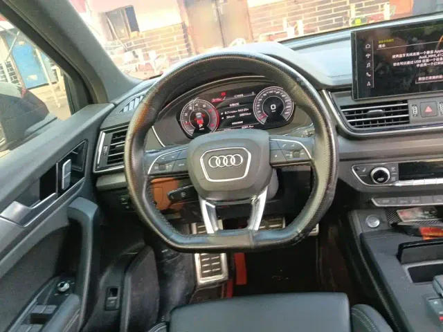 Audi Q5L — Фото автомобиля 6