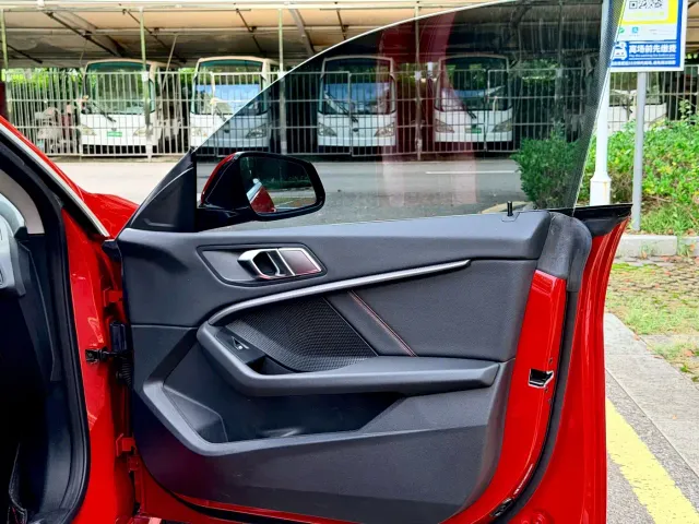BMW 2 Series — Фото автомобиля 15
