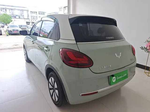 Wuling Bingo — Фото автомобиля 4