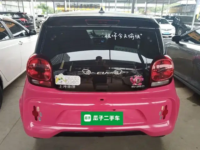 Roewe Clever — Фото автомобиля 3