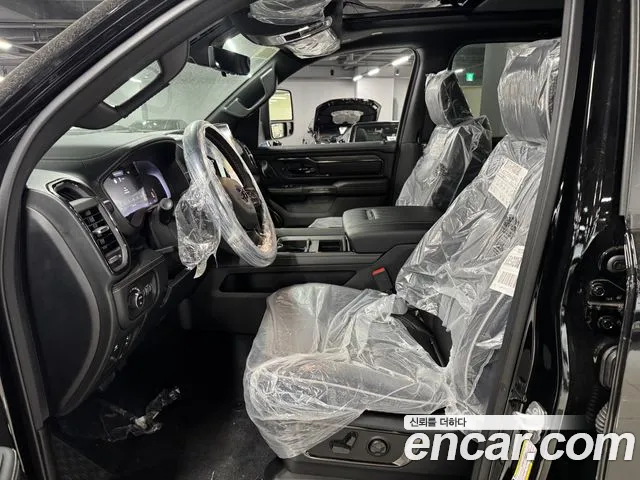 Dodge Ram Pick Up — Фото автомобиля 8