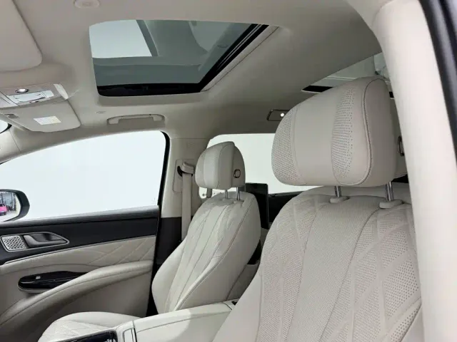 Denza Denza D9 2025 Model DM-i Smart Drive Edition 1020 AWD Flagship — Фото автомобиля 24