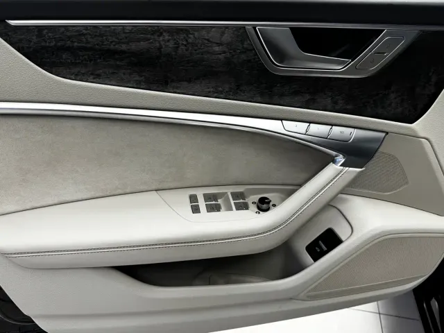 Audi A6L — Фото автомобиля 9