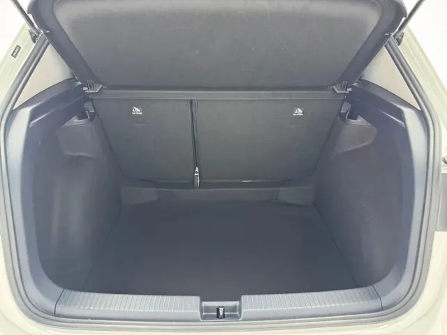 Volkswagen Tharu — Фото автомобиля 10