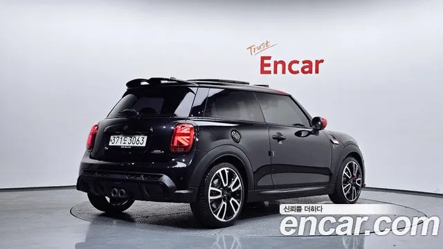 Mini Cooper — Фото автомобиля 2