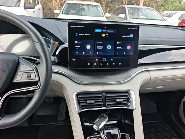 BYD Song PLUS — Фото автомобиля 12