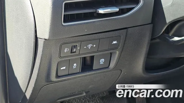 Hyundai Sonata Sonata (DN8) 2.0 LPG(Для проката) — Фото автомобиля 19