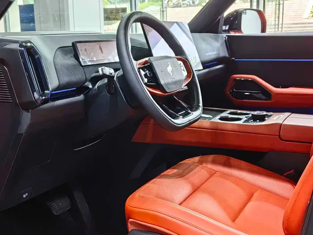 Ford Mustang NEV — Фото автомобиля 20