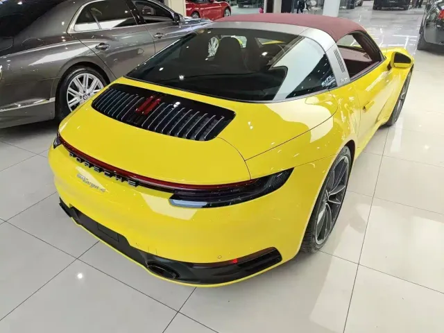 Porsche 911 — Фото автомобиля 4
