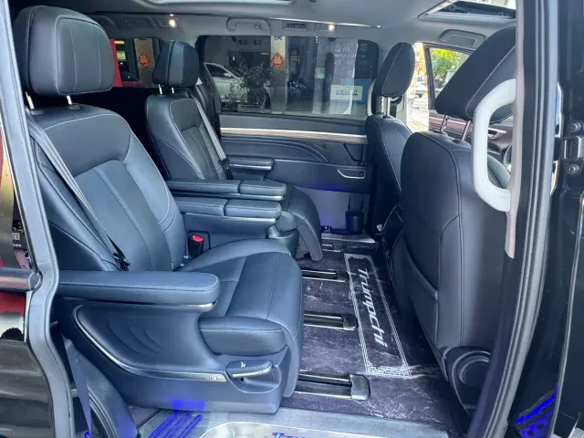 GAC Trumpchi M8 — Фото автомобиля 20