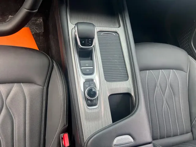 Chery Arrizo 8 2024 High-Performance 2.0T DCT Royal — Фото автомобиля 9