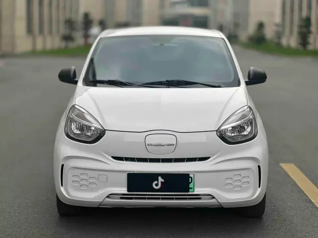 Roewe Clever — Фото автомобиля 2