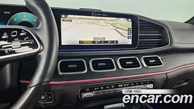 Mercedes-Benz GLS-Class — Фото автомобиля 12