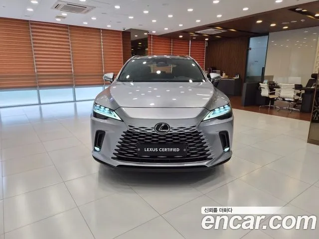 Lexus RX — Фото автомобиля 3