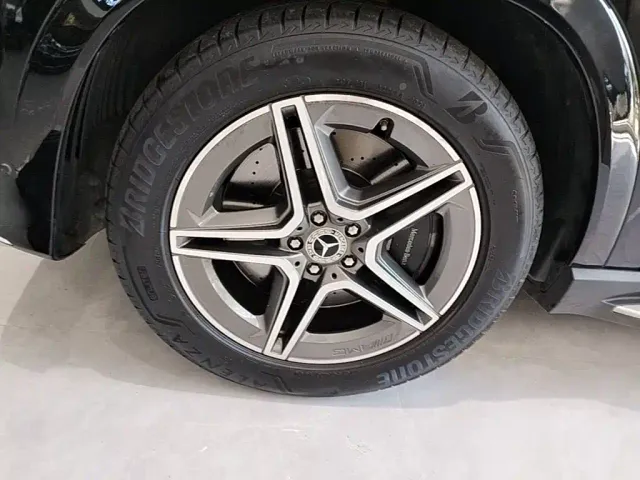 Mercedes-Benz GLE-Class — Фото автомобиля 22