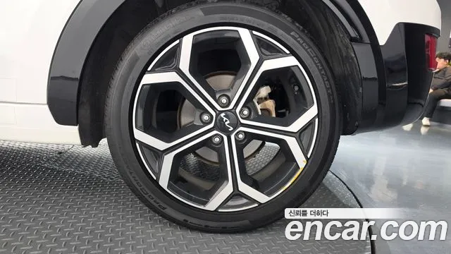 Kia Niro The All New — Фото автомобиля 6