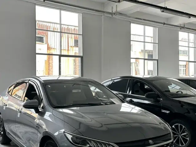 BYD Qin PLUS — Фото автомобиля 10