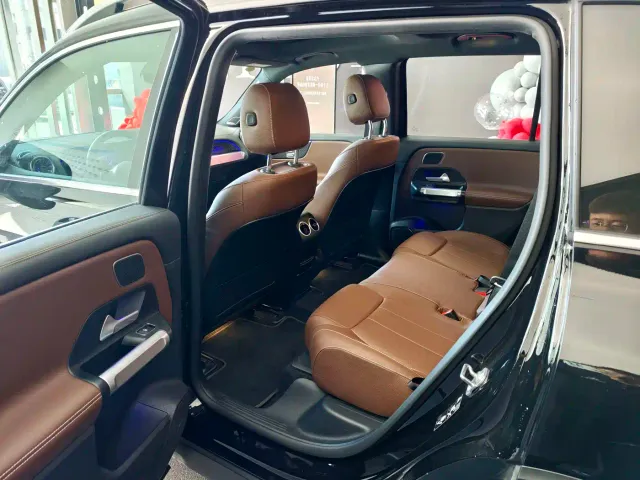 Mercedes-Benz EQB — Фото автомобиля 5