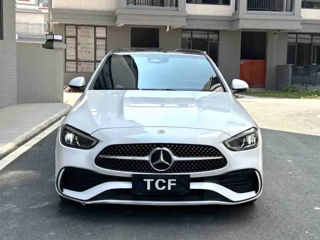 Mercedes-Benz C-Class — Фото автомобиля 2