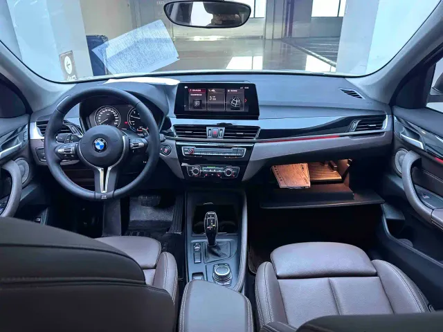 BMW X1 — Фото автомобиля 12