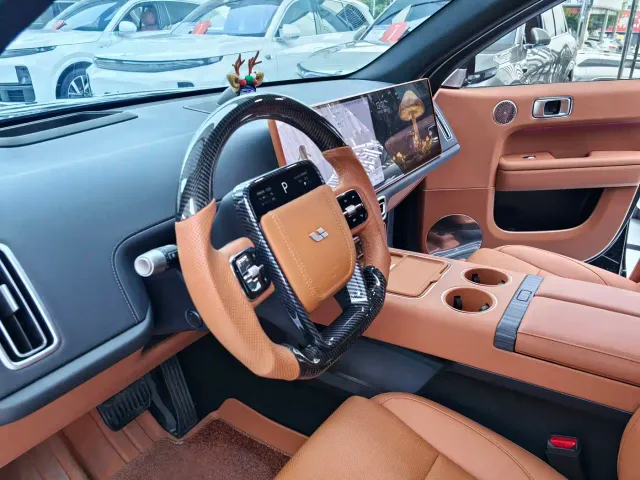 Li Auto L6 — Фото автомобиля 6