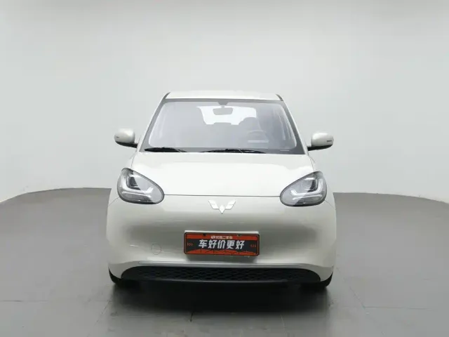 Wuling Bingo — Фото автомобиля 3