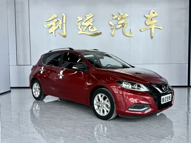Nissan Tiida — Фото автомобиля 2
