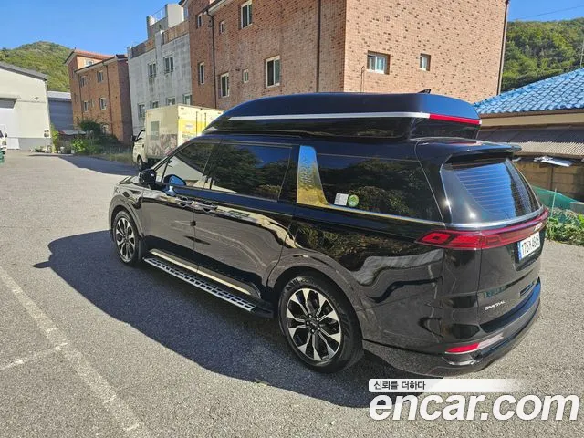 Kia Carnival 4th Gen — Фото автомобиля 4