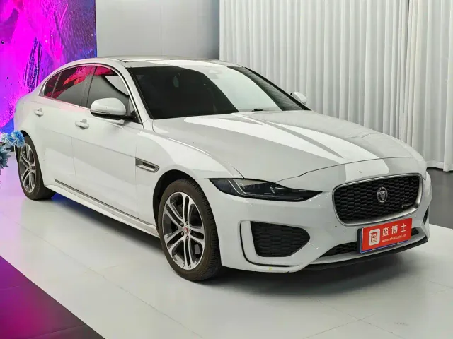 Jaguar XEL — Фото автомобиля 3