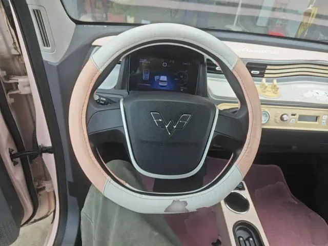 Wuling Hongguang Mini EV — Фото автомобиля 8