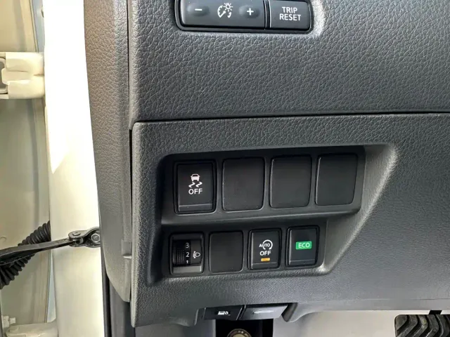 Nissan X-Trail — Фото автомобиля 15