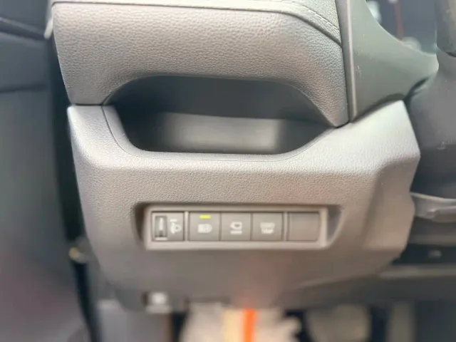 Toyota RAV4 — Фото автомобиля 21