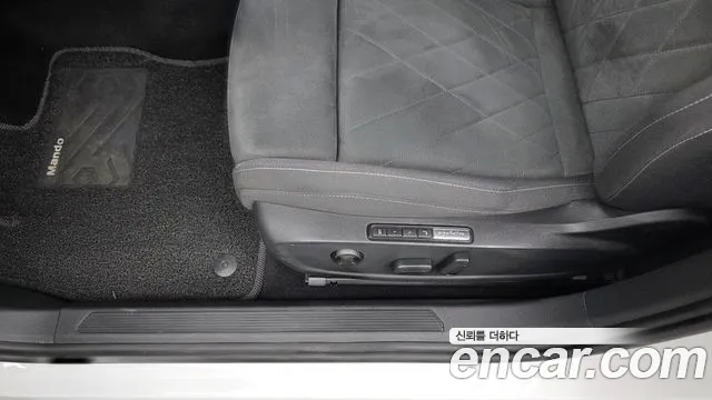 Volkswagen Golf Golf 8 поколение 2.0 TDI Prestige — Фото автомобиля 29