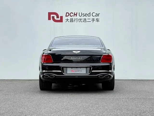 Bentley Flying Spur — Фото автомобиля 3