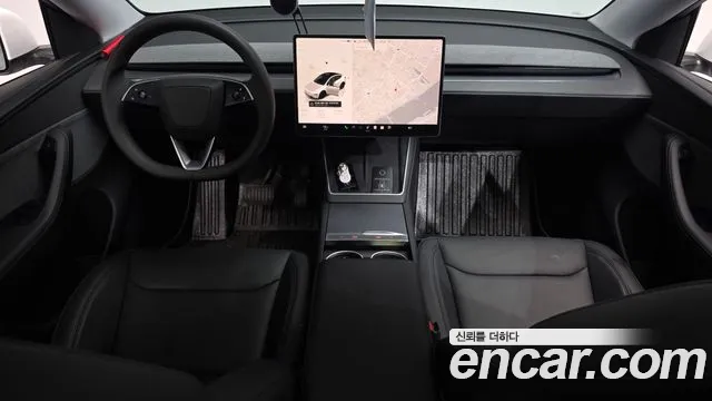 Tesla Model Y — Фото автомобиля 7