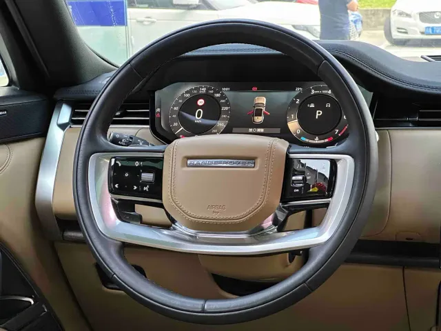 Land Rover Range Rover — Фото автомобиля 6