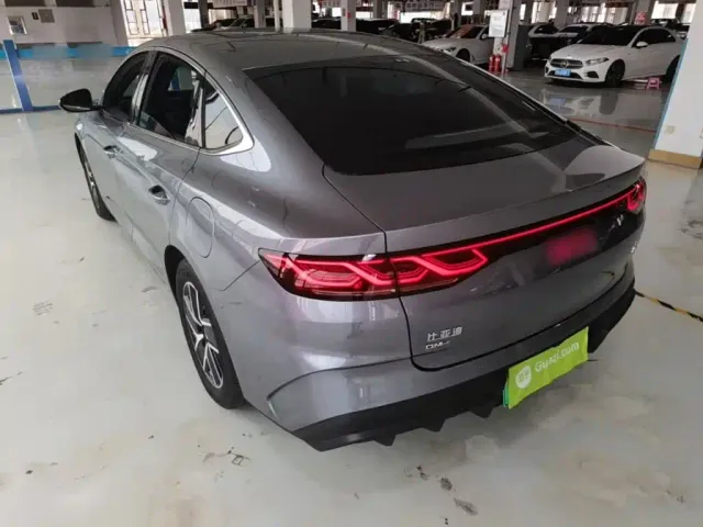 BYD Qin L — Фото автомобиля 4