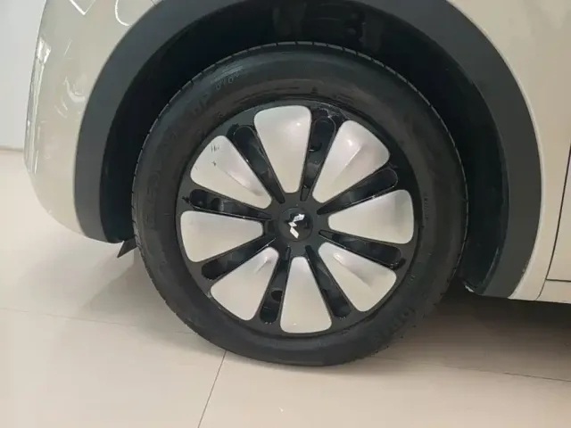 Wuling Motors Wuling Bingo 2023 203km Comfort Version — Фото автомобиля 22