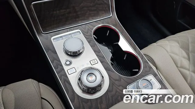 Genesis GV80 — Фото автомобиля 9