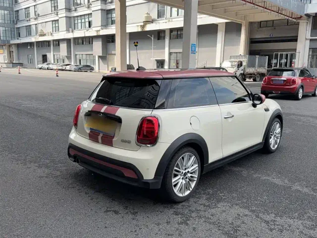 MINI Hatch — Фото автомобиля 8