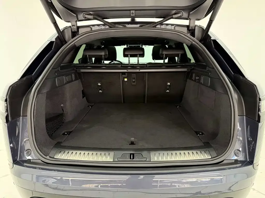 Land Rover Range Rover Velar 2024 Dynamic SE — Фото автомобиля 26